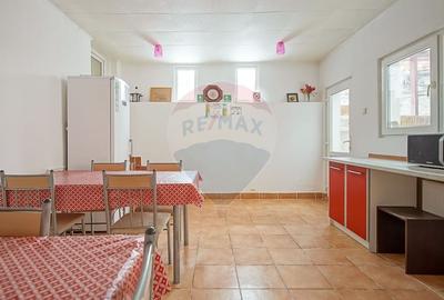 Casă individuală cu 10 camere cu Teren 411 Mp în Centrul Istoric - 32