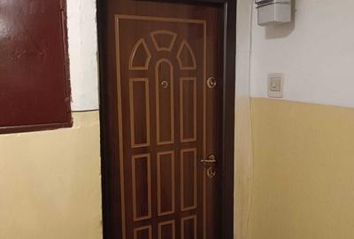 Apartament cu 2 camere decomandat în Obor