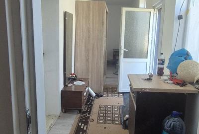 Casă cu 2 camere cu Teren 400 Mp în Central