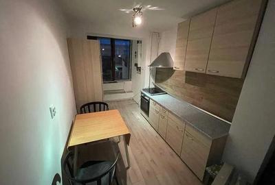 Apartament cu 2 camere semidecomandat în Mazepa 1