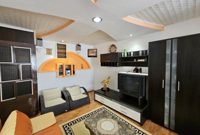 Apartament cu 2 camere decomandat în Micro 15