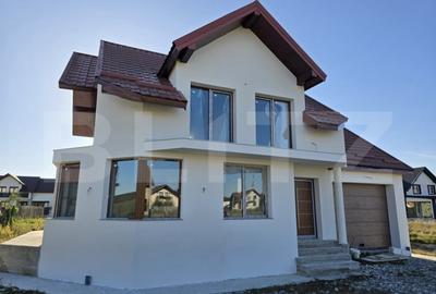 Casă cu 4 camere cu Teren 400 Mp în Central - 2