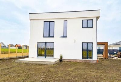 Casă cu 4 camere în Hărman