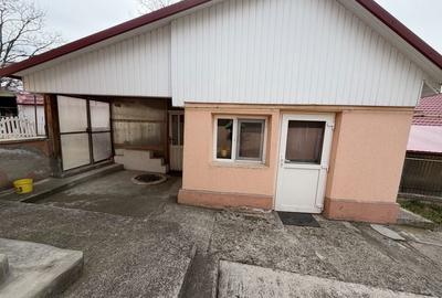 Casă cu 4 camere în Central - 6