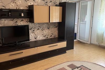Apartament cu 3 camere în Traian - 8