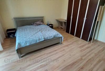 Garsonieră decomandată în Gării