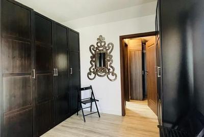 Casă cu 5 camere cu Teren 233 Mp în Central