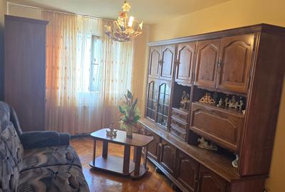Apartament cu 2 camere semidecomandat în Dacia