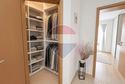 Apartament cu 2 camere decomandat în Noua
