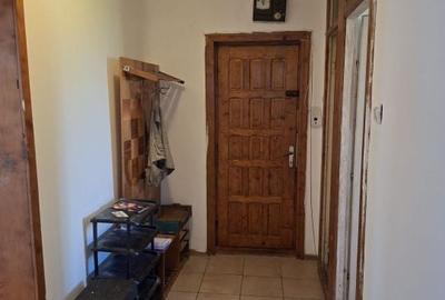 Apartament cu 4 camere decomandat în 1 Mai - 2
