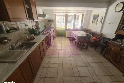 Casă cu 4 camere cu Teren 2066 Mp în Breaza