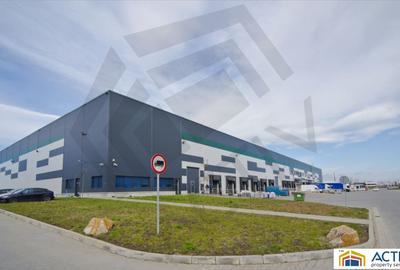 Spațiu industrial, de 3,500 mp, în Giarmata