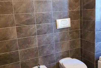 Apartament cu 2 camere semidecomandat în Soarelui