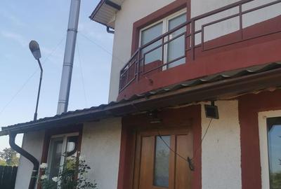 Casă cu 4 camere cu Teren 450 Mp în Frumușani - 4