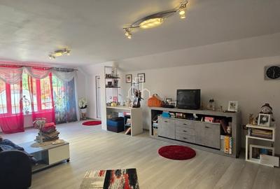 Casă individuală cu 7 camere cu Canalizare în Hetiur - 16