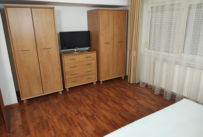 Apartament cu 2 camere decomandat în Valea Moșneagului