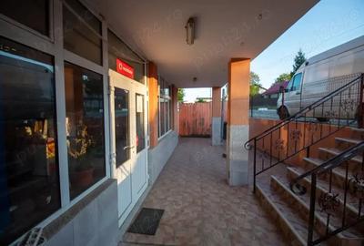 Spațiu comercial, de 198 mp, în Hoceni