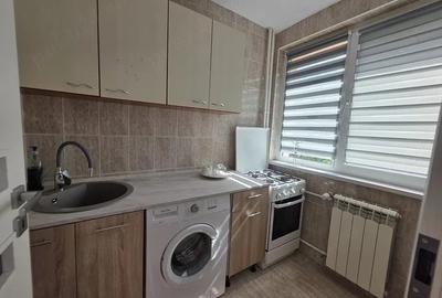 Garsonieră semidecomandată în Costin Georgian