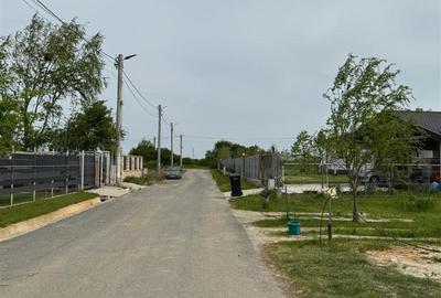 Teren Construcții intravilan de 800 mp, în 1 Decembrie