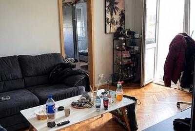 Apartament cu 2 camere semidecomandat, mobilat în Central