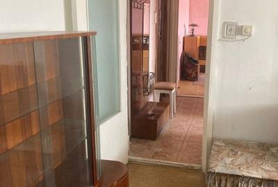 Apartament cu 3 camere semidecomandat în Sud - 2