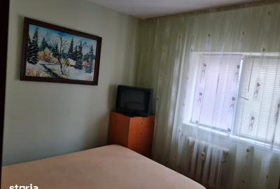 Apartament cu 2 camere semidecomandat în Republicii