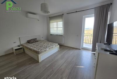 Casă cu 4 camere cu Canalizare în Central
