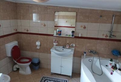 Casă cu 5 camere cu Teren 788 Mp în Tecuci - 5