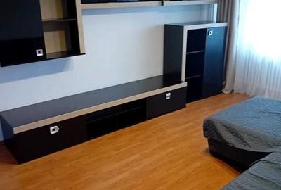 Apartament cu 2 camere decomandat în 13 Septembrie