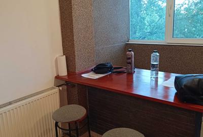 Garsonieră semidecomandată în Basarabia