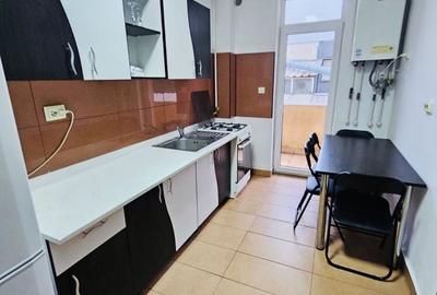 Apartament cu 2 camere decomandat în UTA