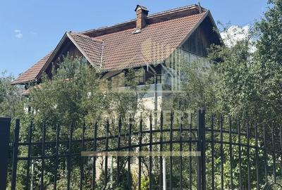 Casă cu 11 camere cu Teren 893 Mp în Lerești