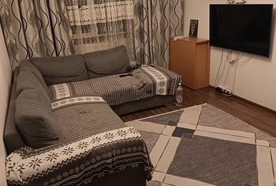 Apartament cu 3 camere semidecomandat în Ferentari