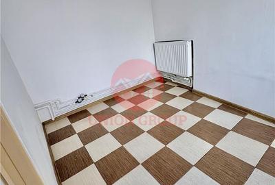 Spațiu comercial, de 30 mp, în Central