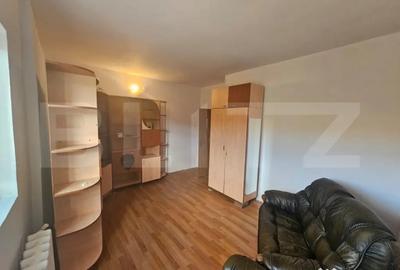 Casă cu 5 camere cu Teren 400 Mp în Central - 3