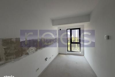 Apartament cu 4 camere în Central
