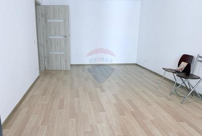 Apartament cu 2 camere în Baicului