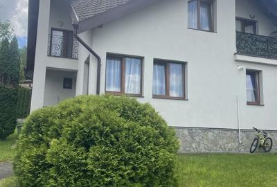 Casă cu 4 camere cu Teren 100 Mp în Central - 3