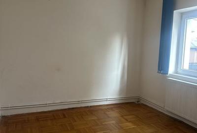 Apartament cu 2 camere decomandat în Central - 8