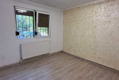 Apartament cu 2 camere semidecomandat în Micro 38