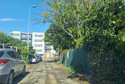Teren Construcții intravilan de 600 mp, în Kamsas - 1