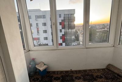 Apartament cu 3 camere decomandat în Mioriței