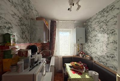 Apartament cu 2 camere semidecomandat în Minerul - 9