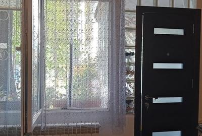 Apartament cu 3 camere semidecomandat în Obor
