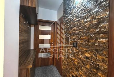 Apartament cu 3 camere semidecomandat în Gării