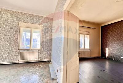 Casă cu 4 camere cu Teren 250 Mp în Ultracentral - 3