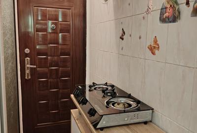 Garsonieră semidecomandată în Micro 40 - 6