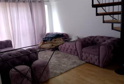 Apartament cu 4 camere decomandat în Călărași - 2