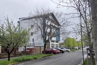 Spațiu comercial, de 740 mp, în Bălcescu - 1