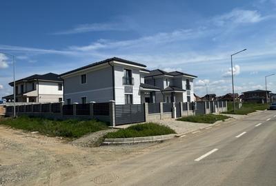 Duplex cu 5 camere cu Teren 350 Mp în Giarmata - 3